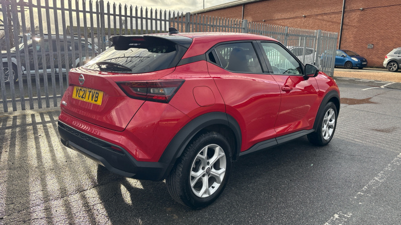 Nissan Juke 1.0 DiG-T 114 N-Connecta 5dr Petrol Hatchback